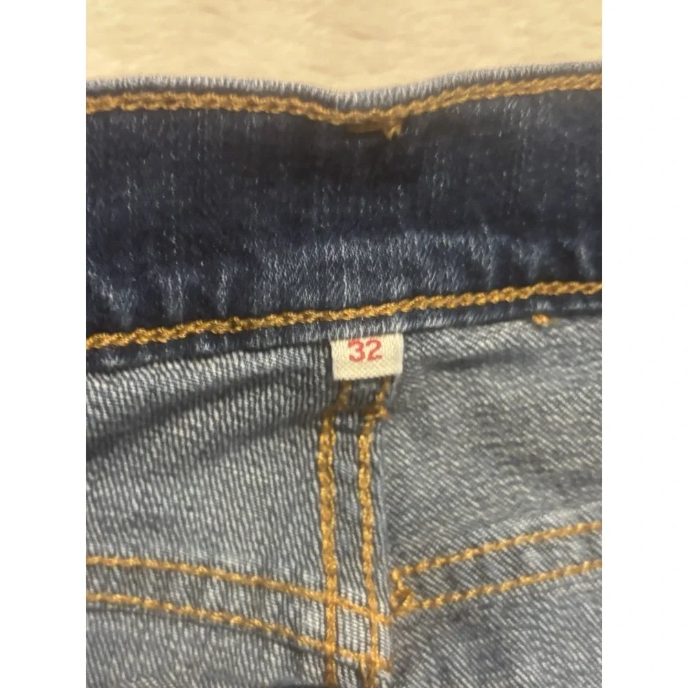Levi's Women Shorts W32 Blue Denim Shorts Jeans‎ Stretch Med Wash Mid Rise